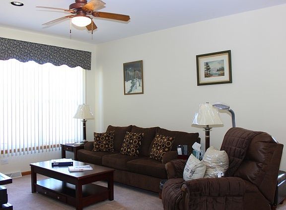 4th image of 3900 Thistledown Ct