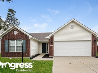 12211 Running Springs Rd, Fishers, IN 46037