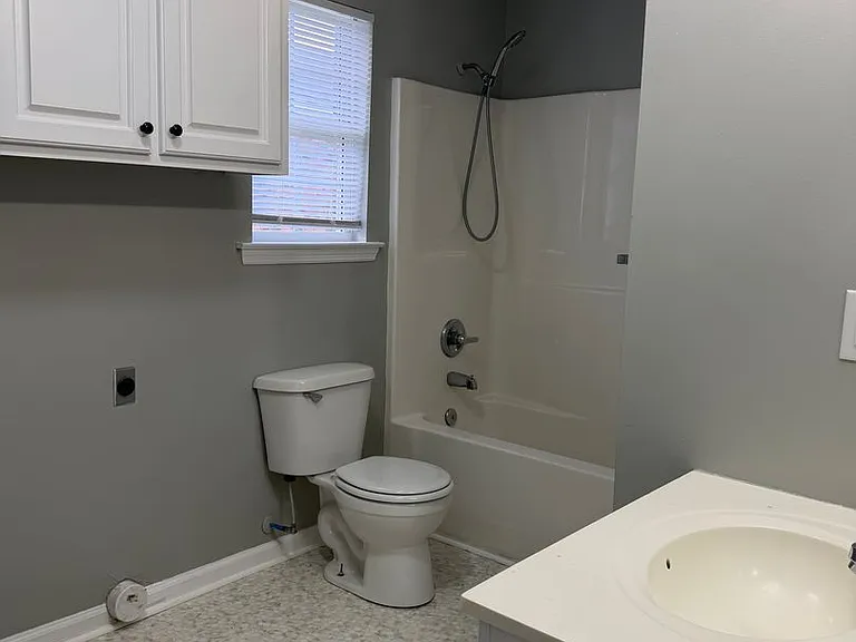 301 Casa Ct — Photo 5