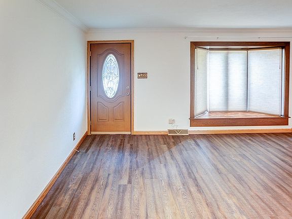 3rd image of 2113 Saint Michael Ct N