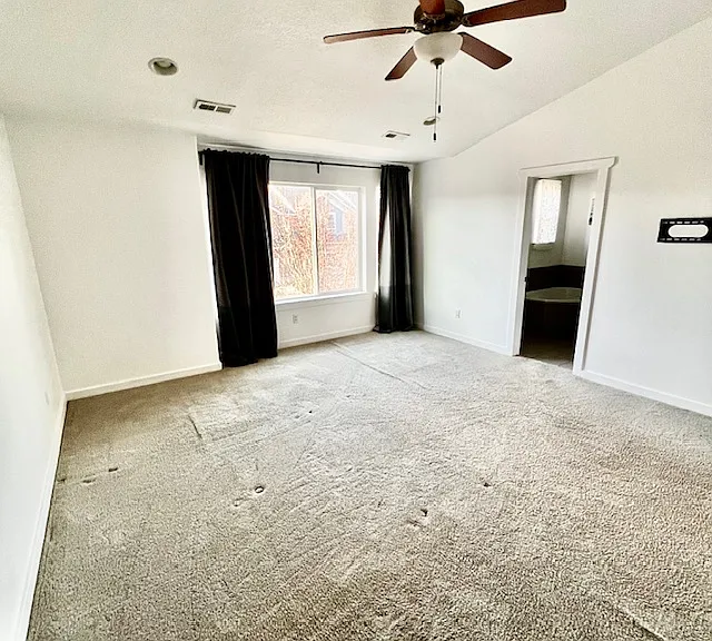 4104 N Fremont Dr — Photo 4