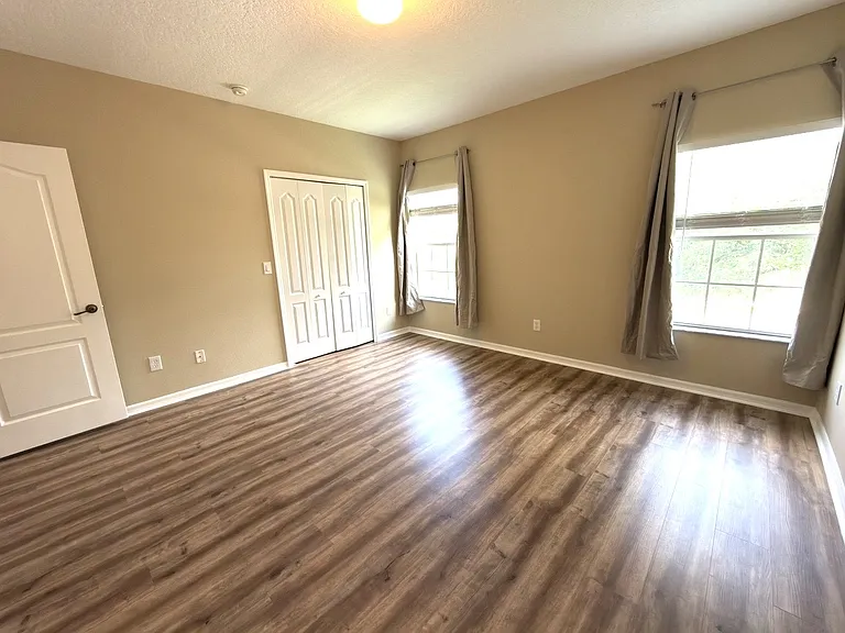 5851 Strada Capri Way — Photo 13