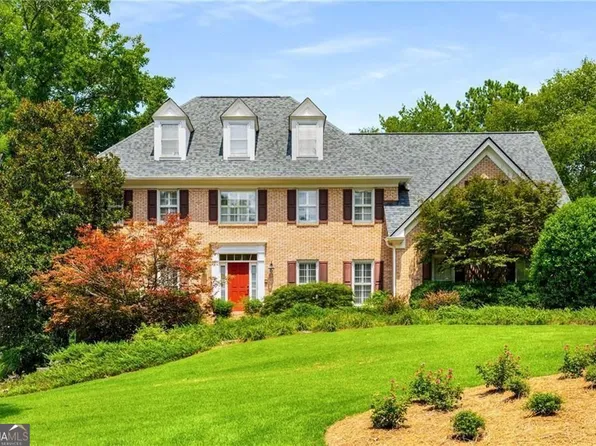 7565 Wolf Brook Dr, Sandy Springs, GA 30350