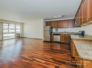 2833 N Sheridan Rd, Chicago, IL 60657