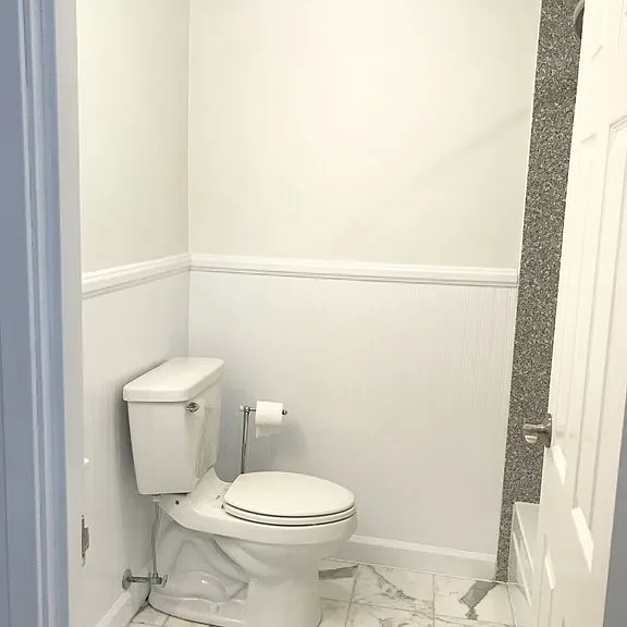 677 Quincy Shore Dr — Photo 10