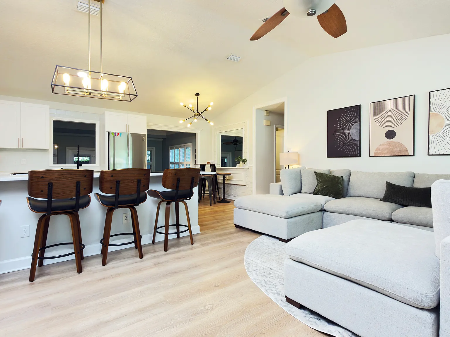 3 bed, 1782 sqft, $3,400 — Photo 4