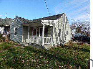1702 Mershon St, Saginaw, MI 48602