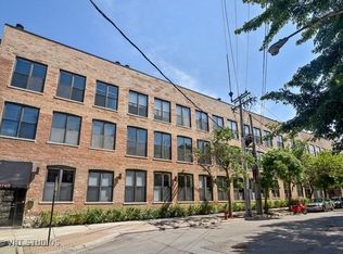 1760 W Wrightwood Ave APT 101, Chicago, IL 60614