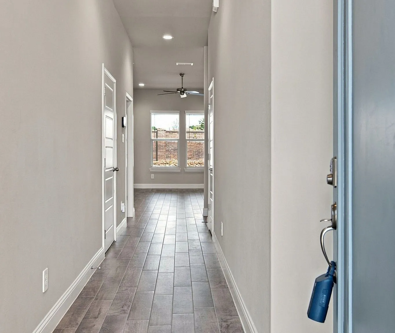 4 bed, 1718 sqft, $2,600 — Photo 4