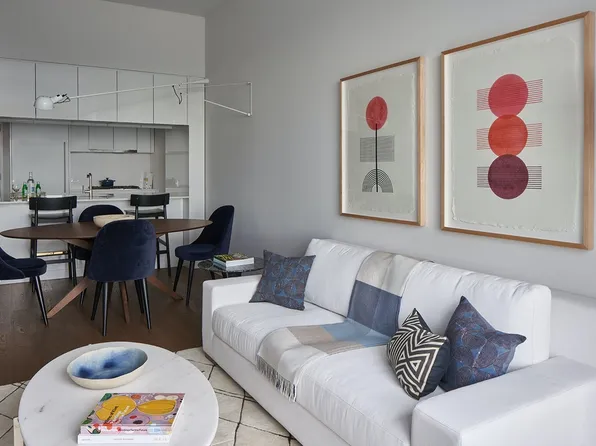 99 Hudson Street image 16 of 24