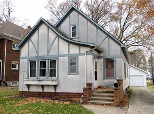 1046 Ash Ave, Gibbon, MN 55335