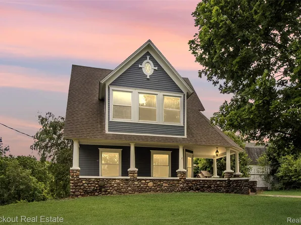 19983 W Ridge Rd, Henderson, MI 48841