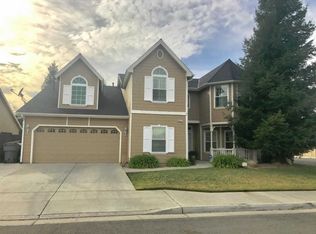 9211 N Paula Ave, Fresno, CA