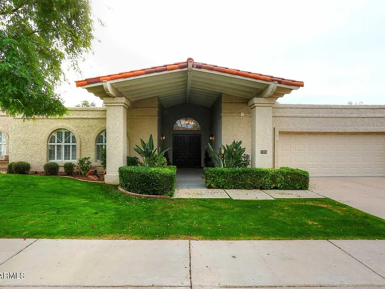 7285 E Las Palmaritas Dr — Photo 2