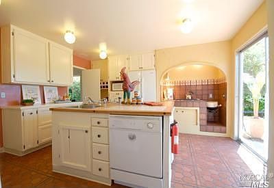 2nd image of 255 Sequoia Dr