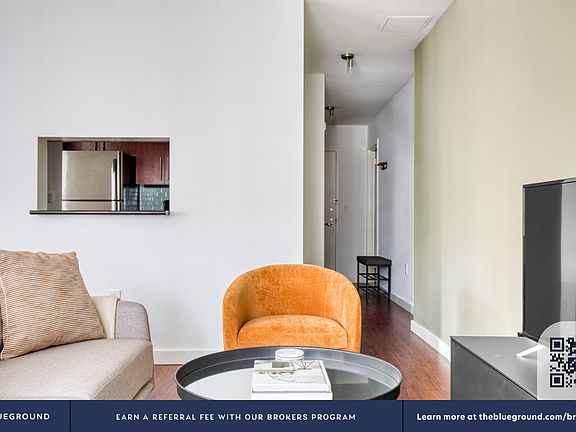 4th image of 100 John St APT 2707