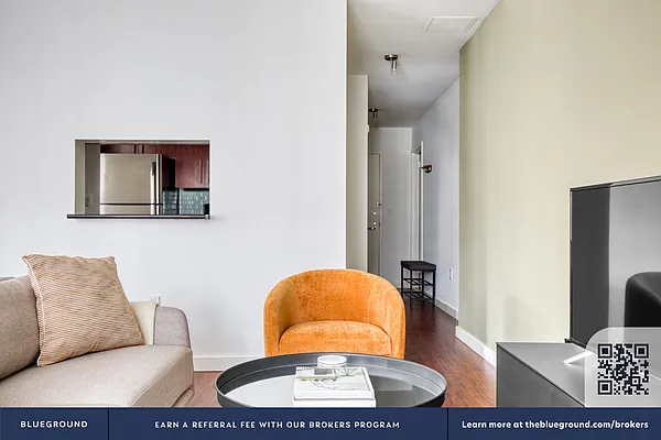 Rented by The Blueground | media 4