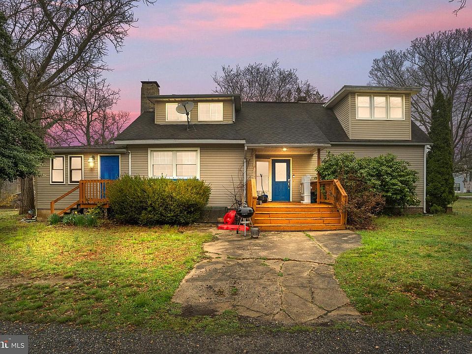 1st image of 7019 Ridge Ave