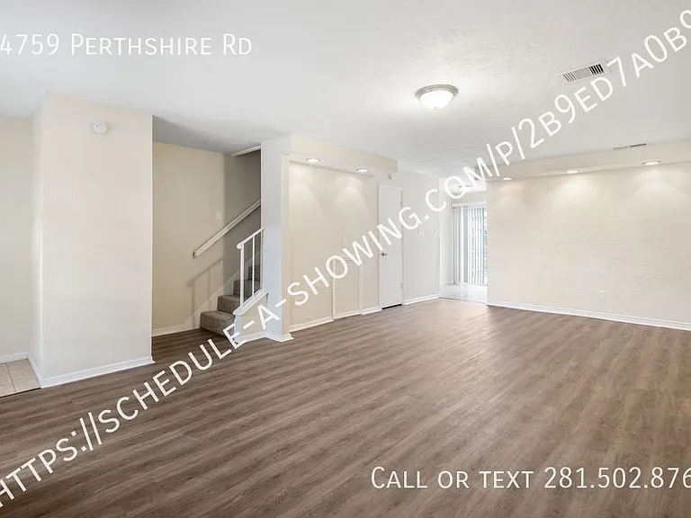 14759 Perthshire Rd — Photo 2