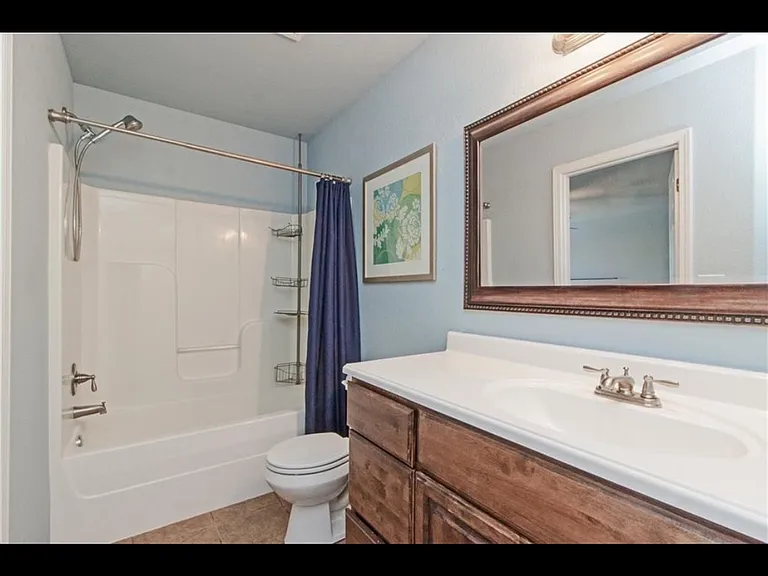 3101 Wentworth Ave — Photo 3
