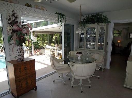 Breakfast Nook