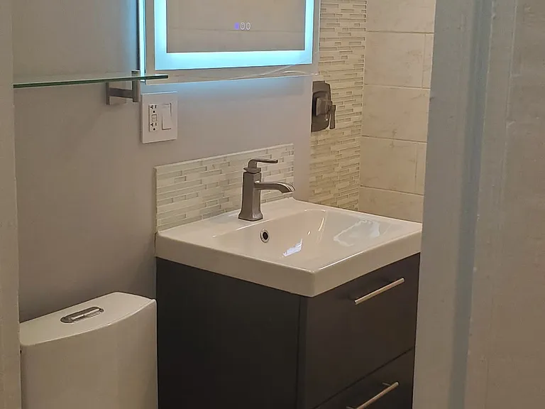 699 Hyde Park Ave #2 — Photo 3