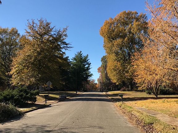 5th image of 4764 Barfield Rd