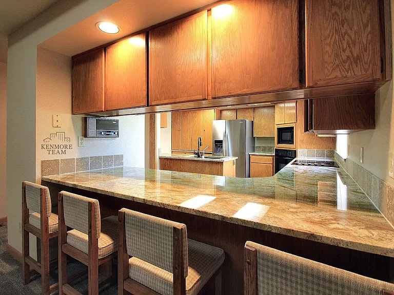 3600 Eastlake Dr — Photo 12