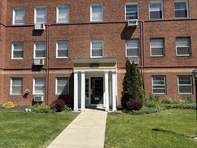 13773 Cedar Rd APT 103, Cleveland, OH, 44118