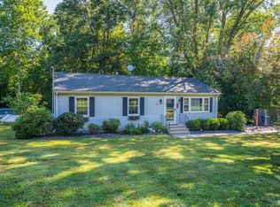 68 Hartford Ave, Granby, CT 06035