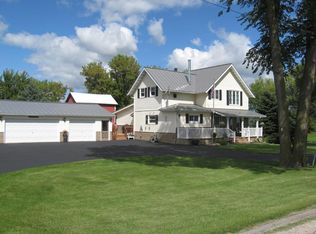 W6174 Tower Rd, Burnett, WI 53922