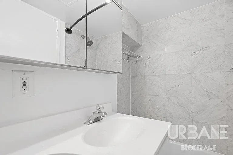 35 Grove Street — Photo 3