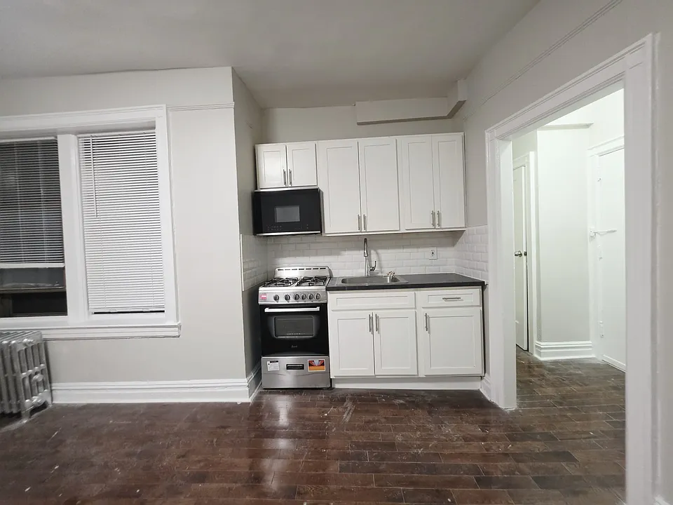 164 Sterling Ave #41E