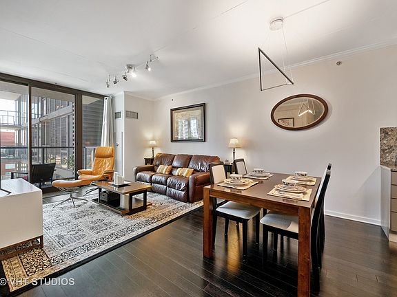 4th image of 659 W Randolph St APT 816