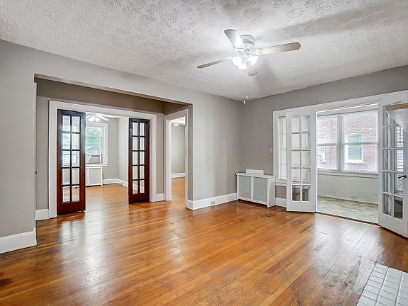 2nd image of 2560 Madison Rd APT 12