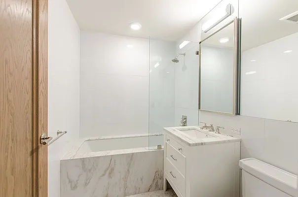 Rented by Keller Williams NYC | media 28
