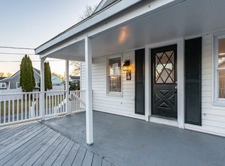 25 Pond St, Swansea, MA 02777