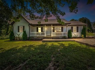 317 Jack Porter Rd, Lafayette, TN 37083