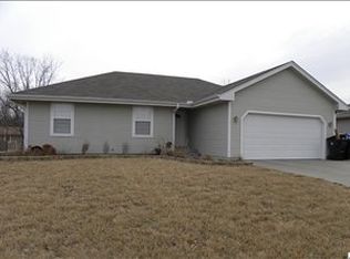 3406 SE Golden Ave, Topeka, KS 66605