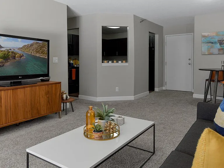 Pointe at Saint Joseph Apartment Homes — Photo 6