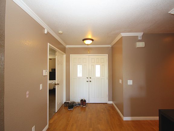 4th image of 2373 Fire Mountain Dr