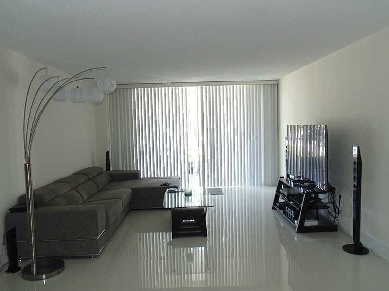 1st image of 2801 NE 183rd St APT 109W
