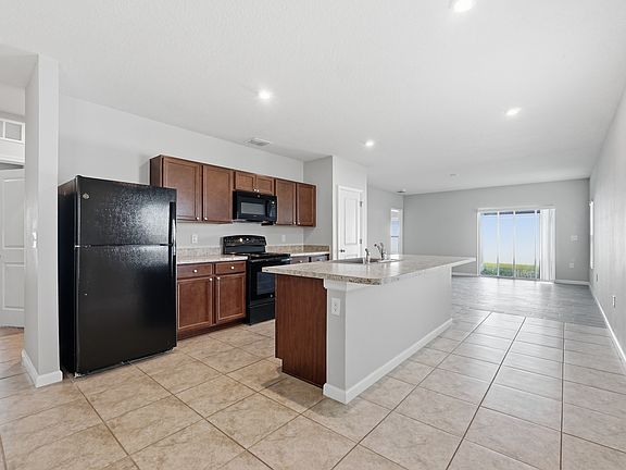 5th image of 1530 Finnigan Cir