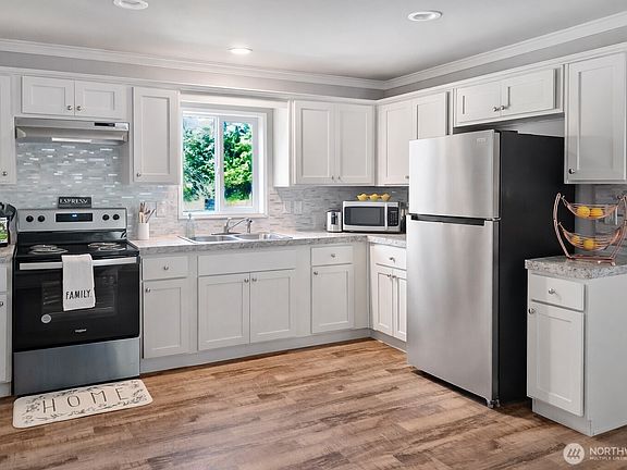 5th image of 6236 Azure Way