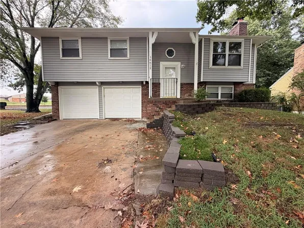 16612 W 125th St, Olathe, KS 66062