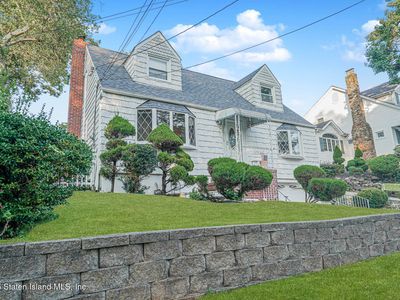 103 Acacia Ave, Staten Island, NY, 10308