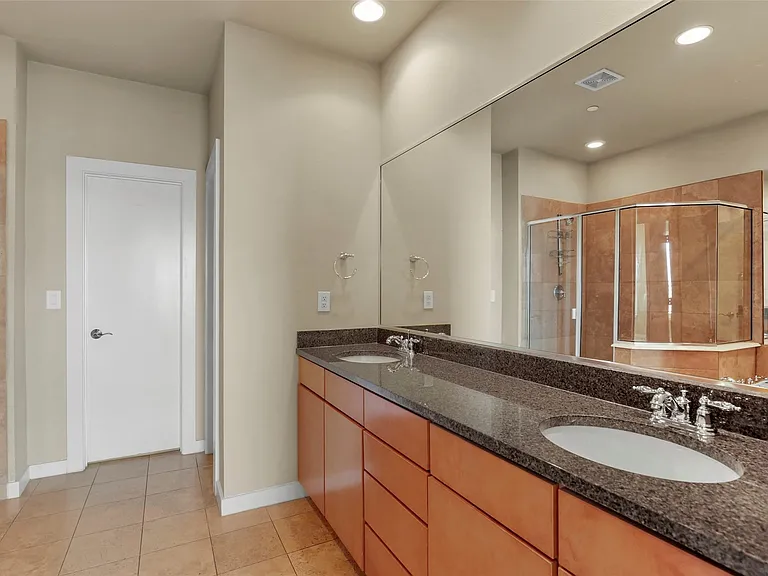 3800 Holland Ave #4 — Photo 26