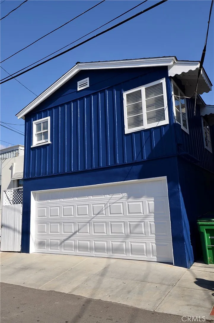 Studio, 400 sqft, $2,950 — Photo 2