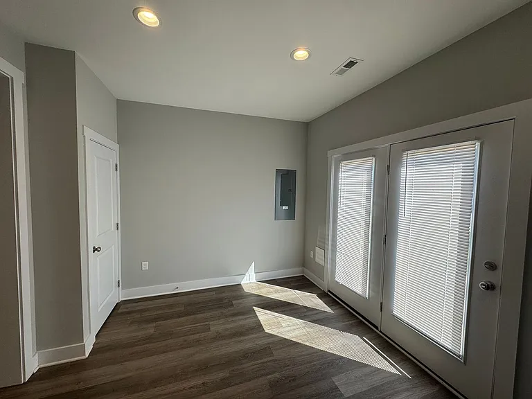 22 Villa Ct — Photo 3