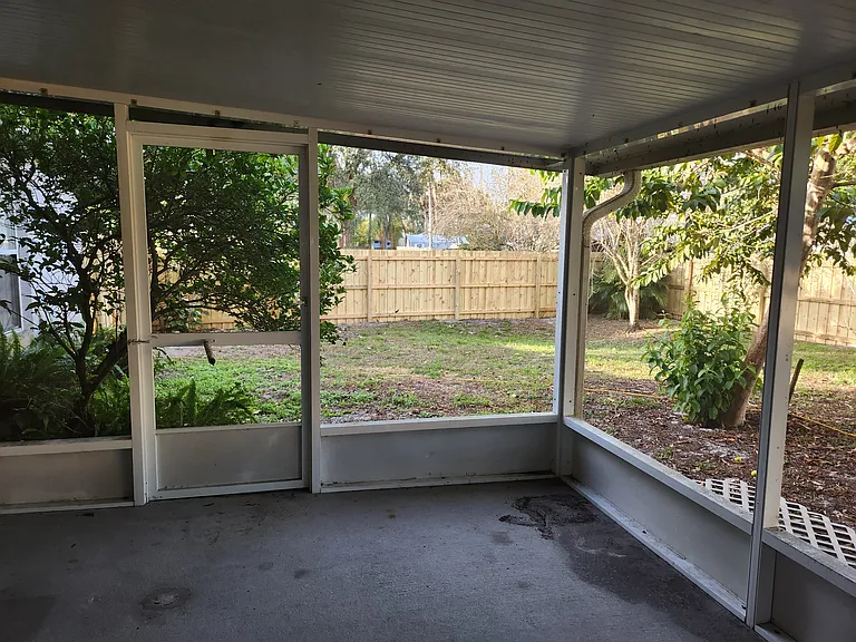 6050 Adina Rd — Photo 4
